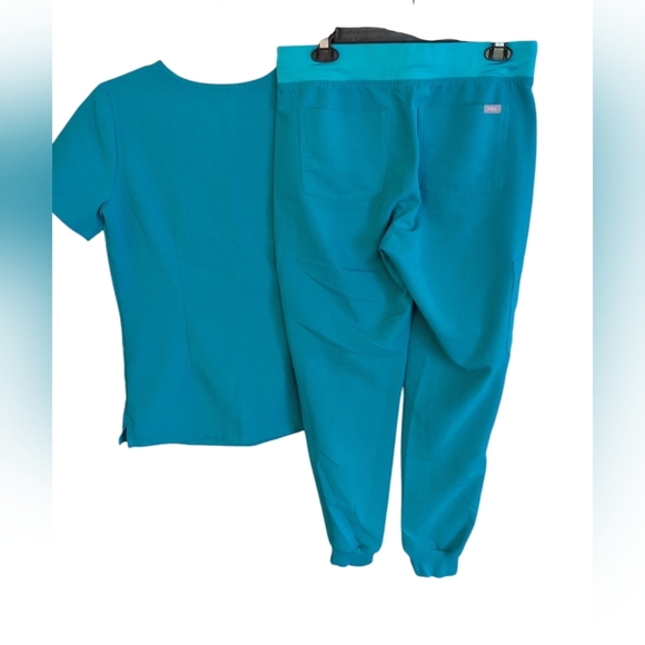 Figs THE JOGGER SET - Picture 3 of 5